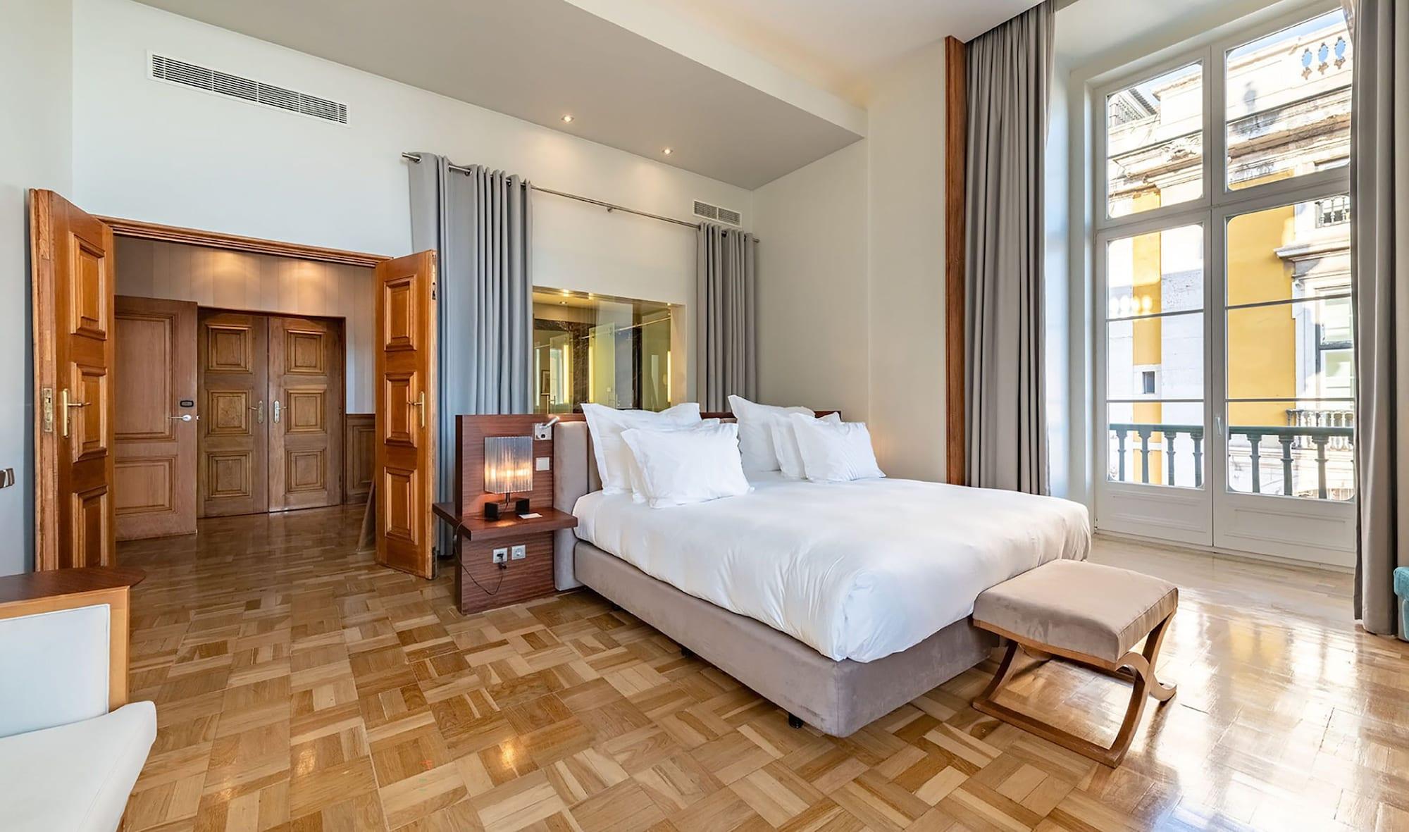 Pousada De Lisboa - Small Luxury Hotels Of The World Dış mekan fotoğraf A bedroom at the hotel