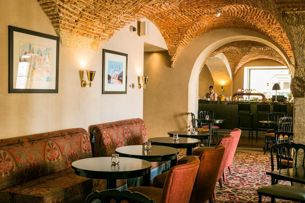 Pousada De Lisboa - Small Luxury Hotels Of The World Dış mekan fotoğraf The bar at the Hotel de la Ville